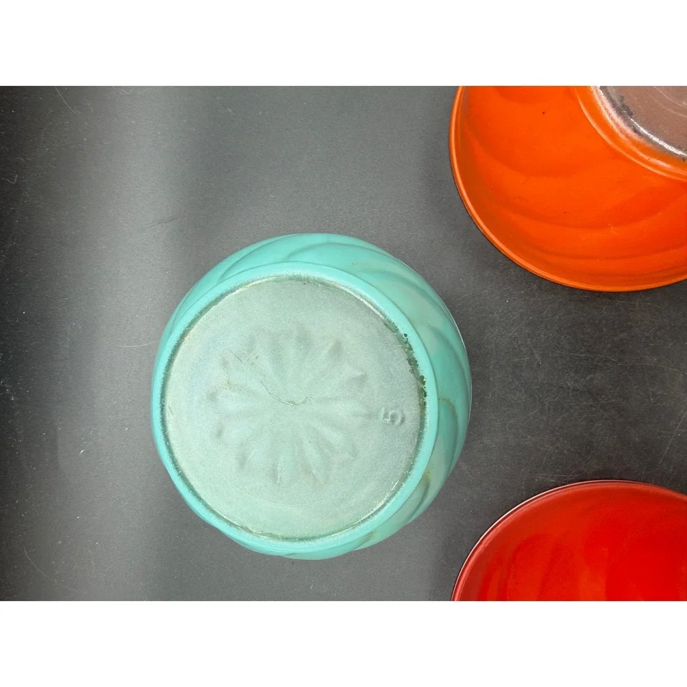 Vintage Swirl Frosted‎ Glass Bowls Set of 3 Red Orange Turquoise Satin Finish